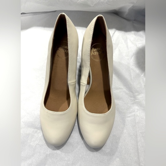 Andre Assous Khloe Leather Block Heels Women’s 6.5M Ivory Cream Round Toe Pumps - Picture 6 of 11